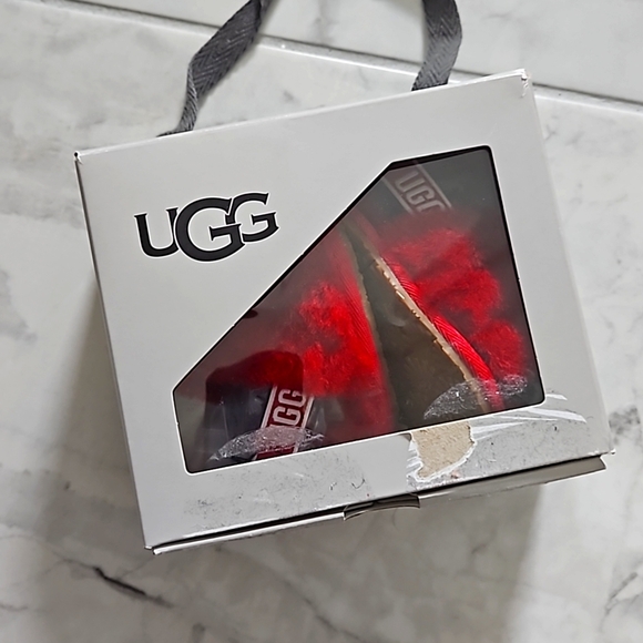 NWT Ugg I fluff yeah slide - Picture 2 of 6